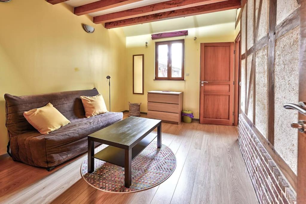 Maison De Ville Spacieuse Et Calme En Plein Coeur D'Amiens Esterno foto