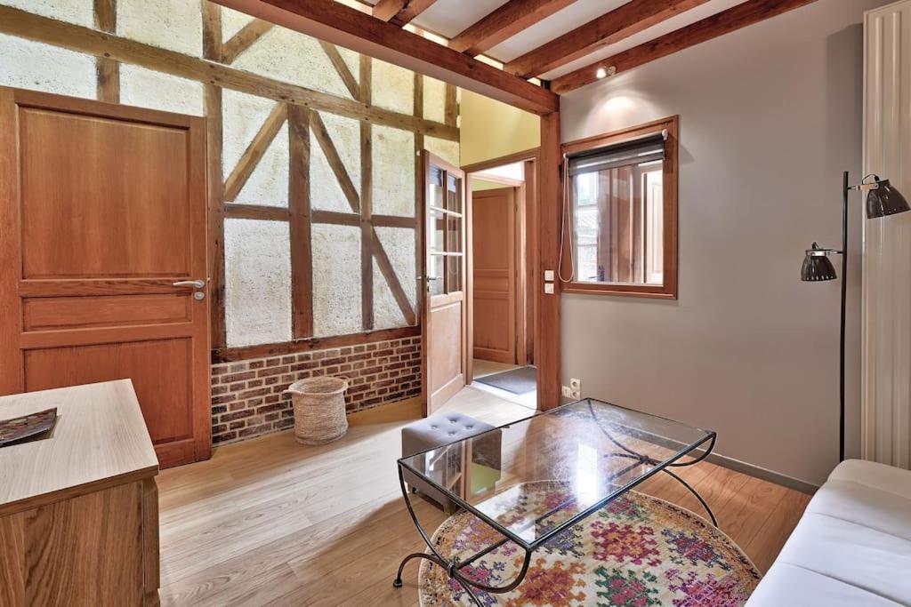 Maison De Ville Spacieuse Et Calme En Plein Coeur D'Amiens Esterno foto